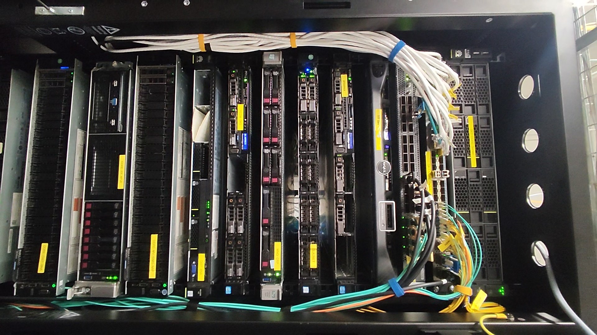 Upgrade Complete: Server Clasnet Group di M Ten Kini Lebih Cepat, Aman, dan Siap Skala Nasional